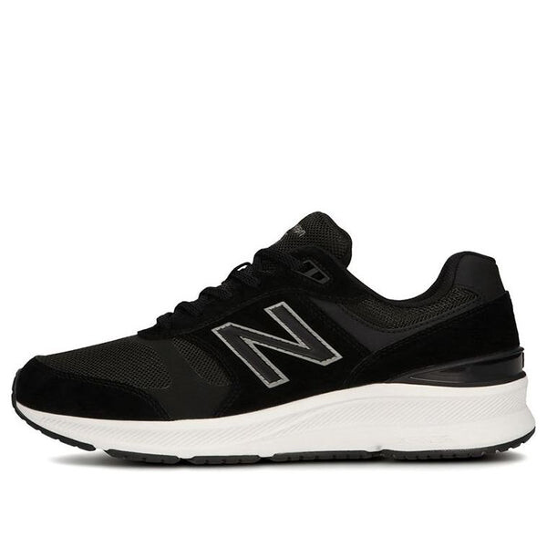 Кроссовки 880 series v5 low top New Balance, черный
Кроссовки 880 series v5 low top New Balance, черный