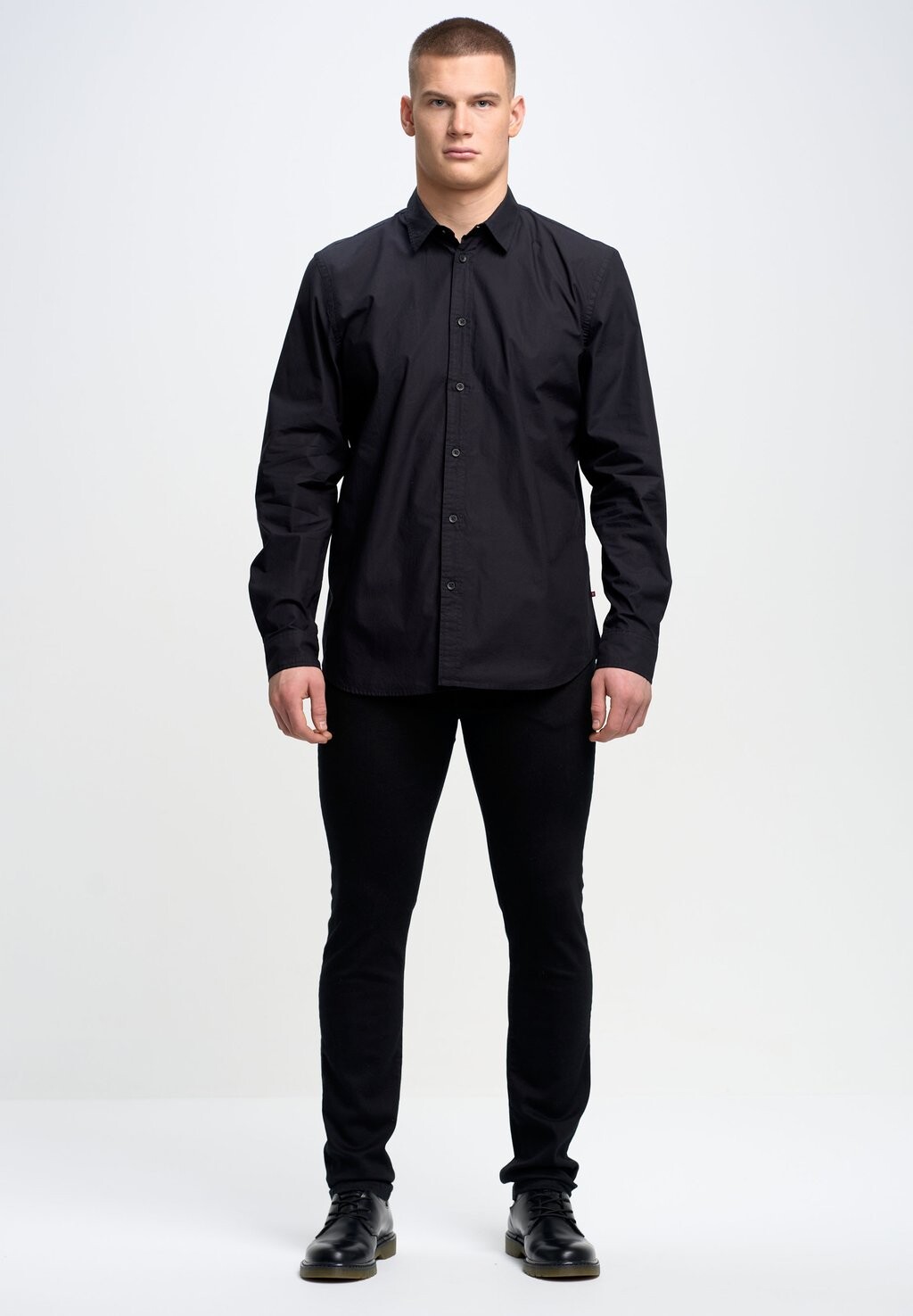 Рубашка NISSIP Big Star, черный
Рубашка NISSIP Big Star, черный