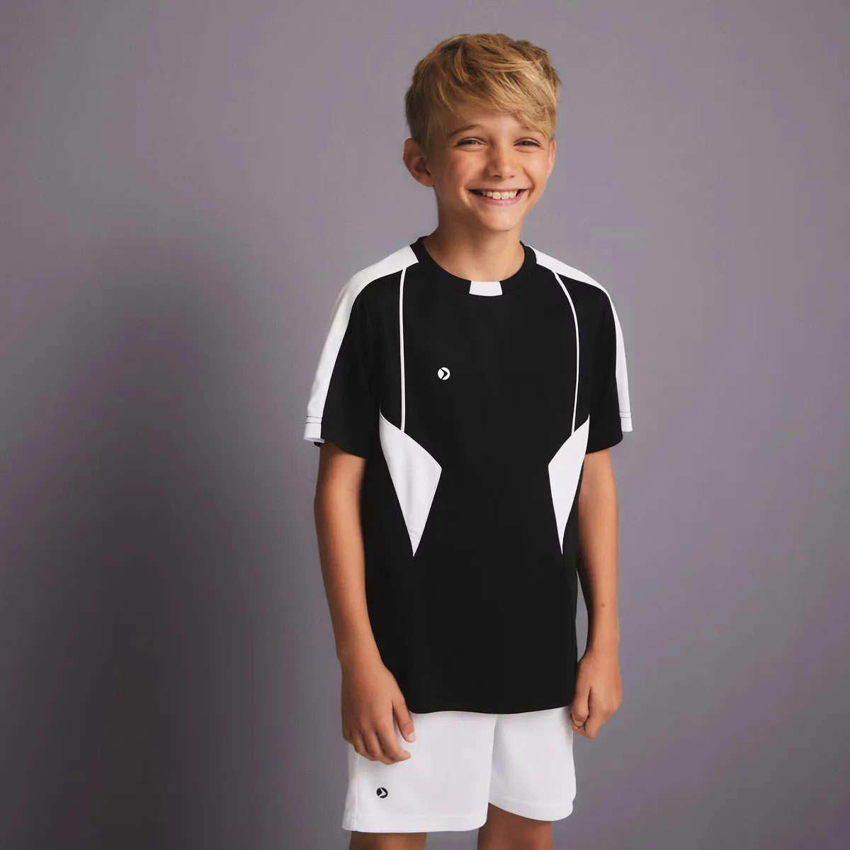 Футболка детская Boomerang с коротким рукавом, черный
Футболка детская Boomerang с коротким рукавом, черный