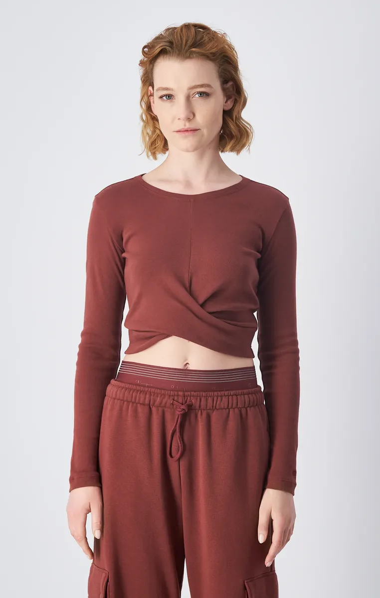 Рубашка Champion с длинными рукавами "Crewneck Croptop T-Shirt", цвет Hch
Рубашка Champion с длинными рукавами "Crewneck Croptop T-Shirt", цвет Hch