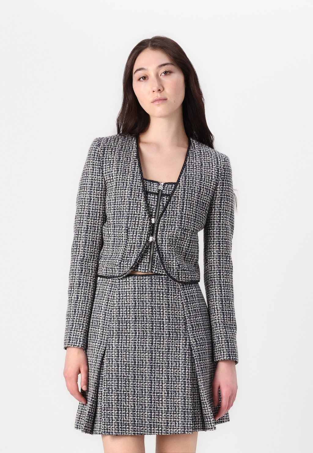 Блейзер ALIMENI HUGO, черный
Блейзер ALIMENI HUGO, черный