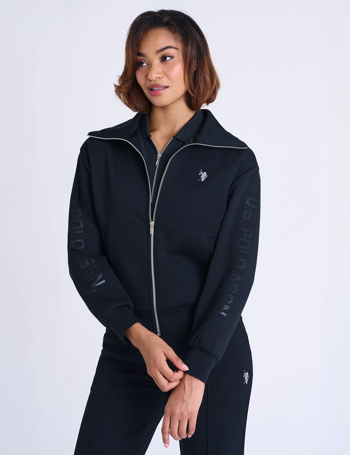 Толстовка U.S. Polo Assn White Label Scupa Zip Fold Over, черный
Толстовка U.S. Polo Assn White Label Scupa Zip Fold Over, черный