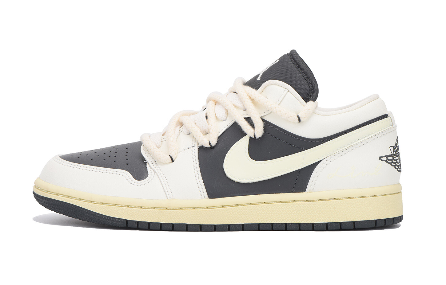 Баскетбольные кроссовки Air 1 Vintage женские с низким верхом, черный/белый Jordan
Баскетбольные кроссовки Air 1 Vintage женские с низким верхом, черный/белый Jordan