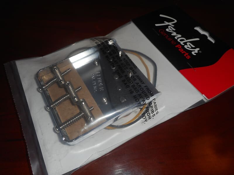 Бридж и звукосниматель Fender для '62 Custom Tele - CHROME, 005-6069-049
Бридж и звукосниматель Fender для '62 Custom Tele - CHROME, 005-6069-049