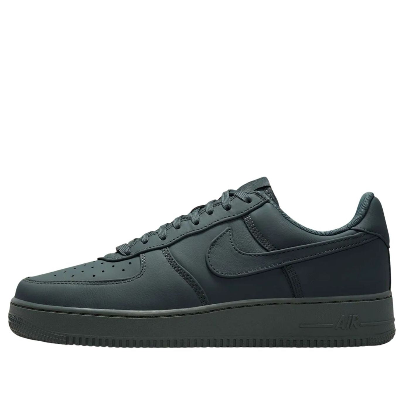 Кроссовки Nike Air Force 1 Low 'Bomber Grey'
Кроссовки Nike Air Force 1 Low 'Bomber Grey'