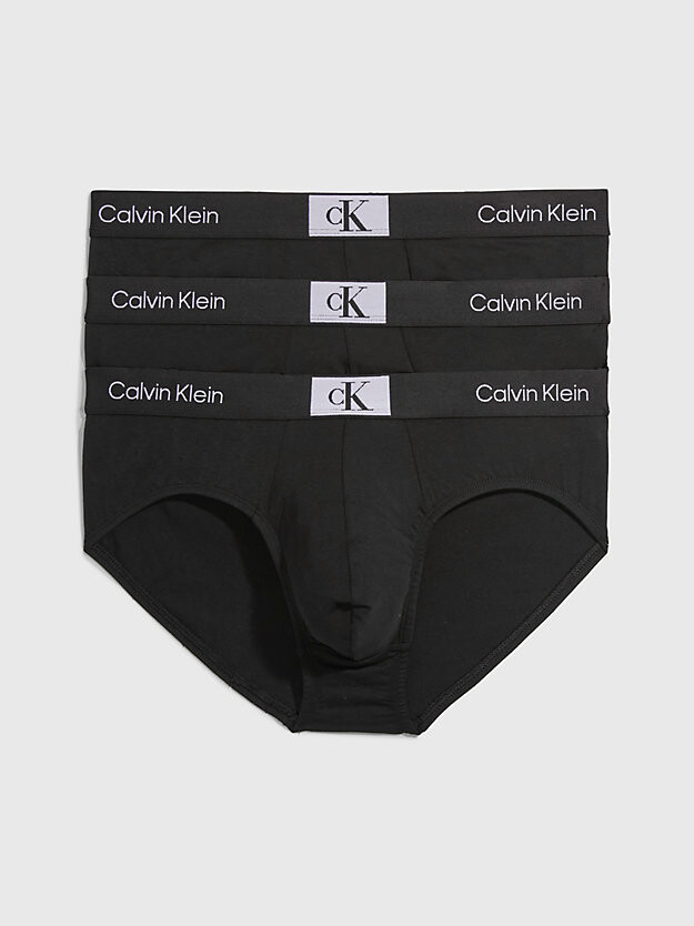 Комплект из 3 трусов - CK96 Calvin Klein, черный
Комплект из 3 трусов - CK96 Calvin Klein, черный
