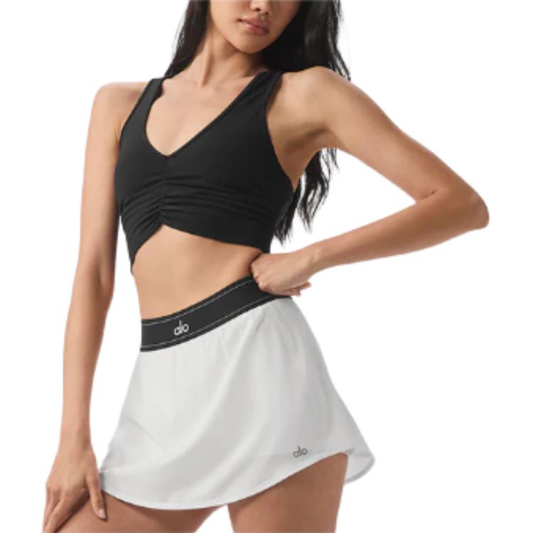 Женское спортивное бельё Alo Yoga чёрное, цвет айвори
Женское спортивное бельё Alo Yoga чёрное, цвет айвори