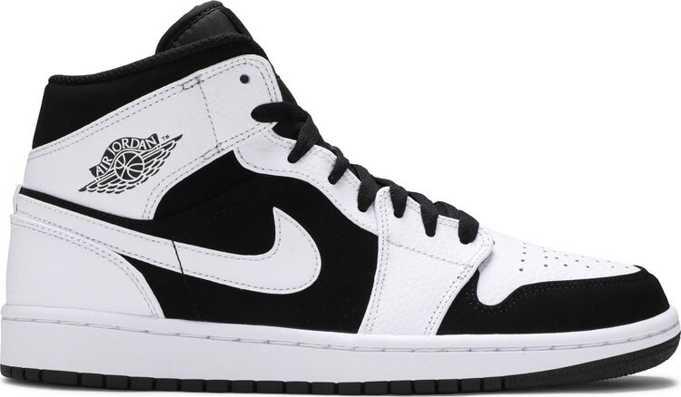Кроссовки Air Jordan 1 Retro Mid Tuxedo, черный
Кроссовки Air Jordan 1 Retro Mid Tuxedo, черный