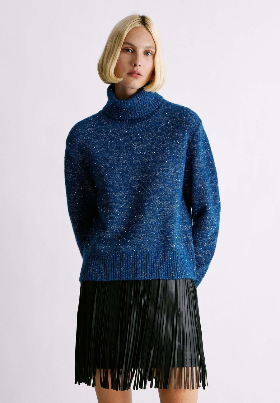 Джемпер Pepe Jeans W11 EMMA TURTLENECK, Ink Blue/Dark Blue
Джемпер Pepe Jeans W11 EMMA TURTLENECK, Ink Blue/Dark Blue