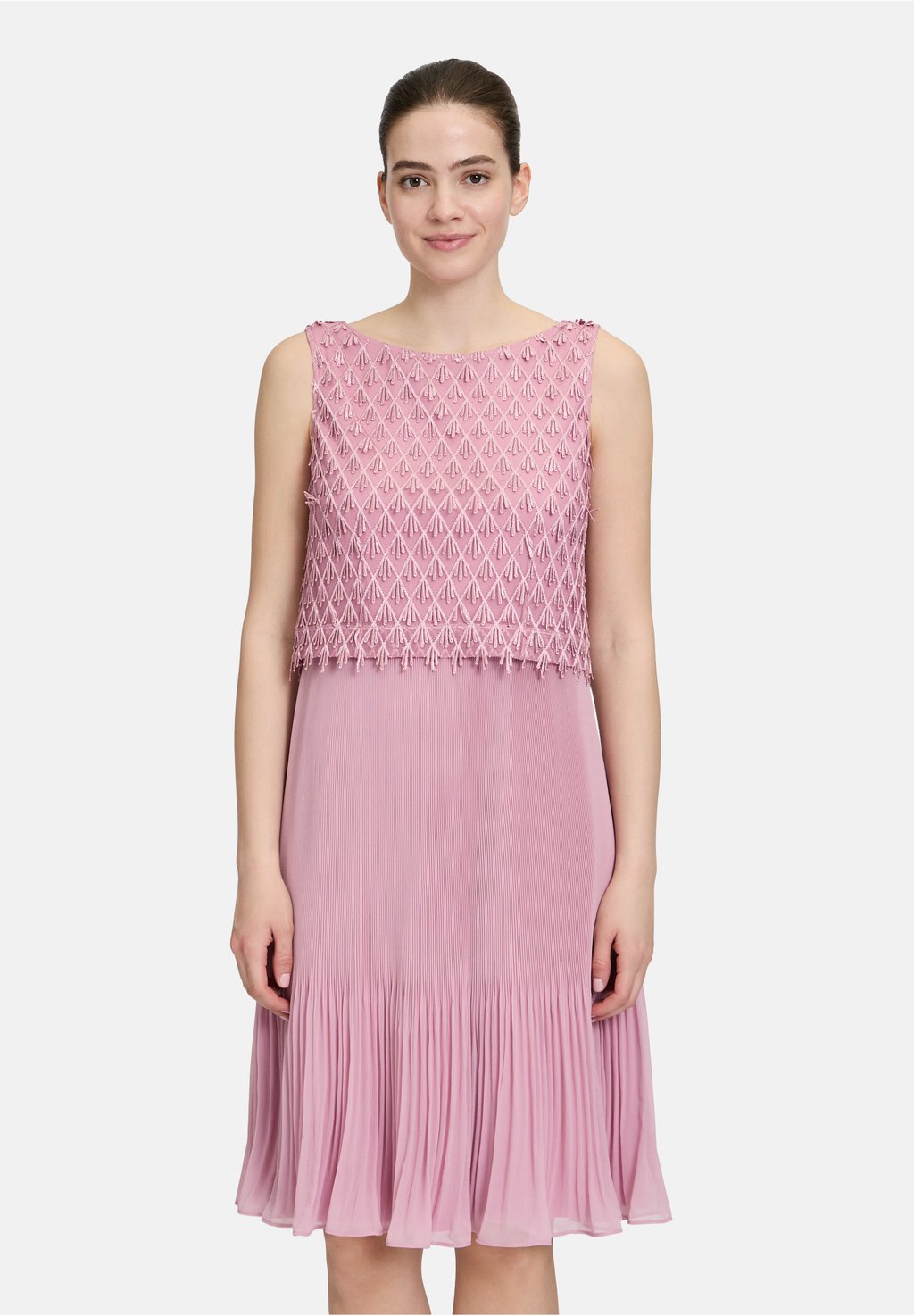 Коктейльное/вечернее платье MIT PLISSEE Vera Mont, розовый
Коктейльное/вечернее платье MIT PLISSEE Vera Mont, розовый