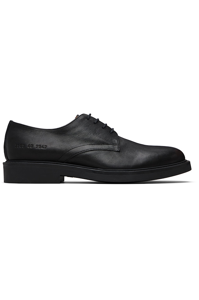 Офицерские дерби из зернистой кожи Common Projects, черный
Офицерские дерби из зернистой кожи Common Projects, черный