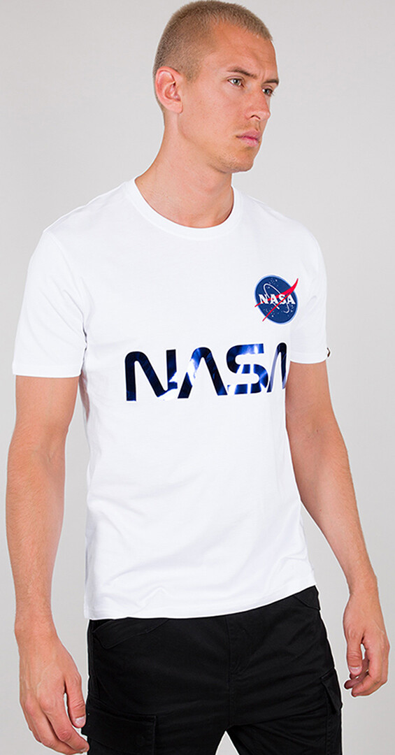 Футболка Alpha Industries NASA Reflective, бело-синяя 
Футболка Alpha Industries NASA Reflective, бело-синяя