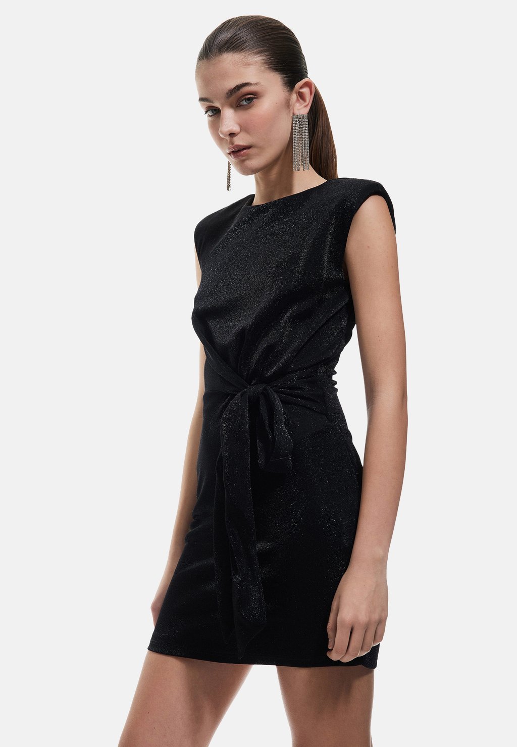 Коктейльное/вечернее платье MINI DRESS Koton, черный 
Коктейльное/вечернее платье MINI DRESS Koton, черный