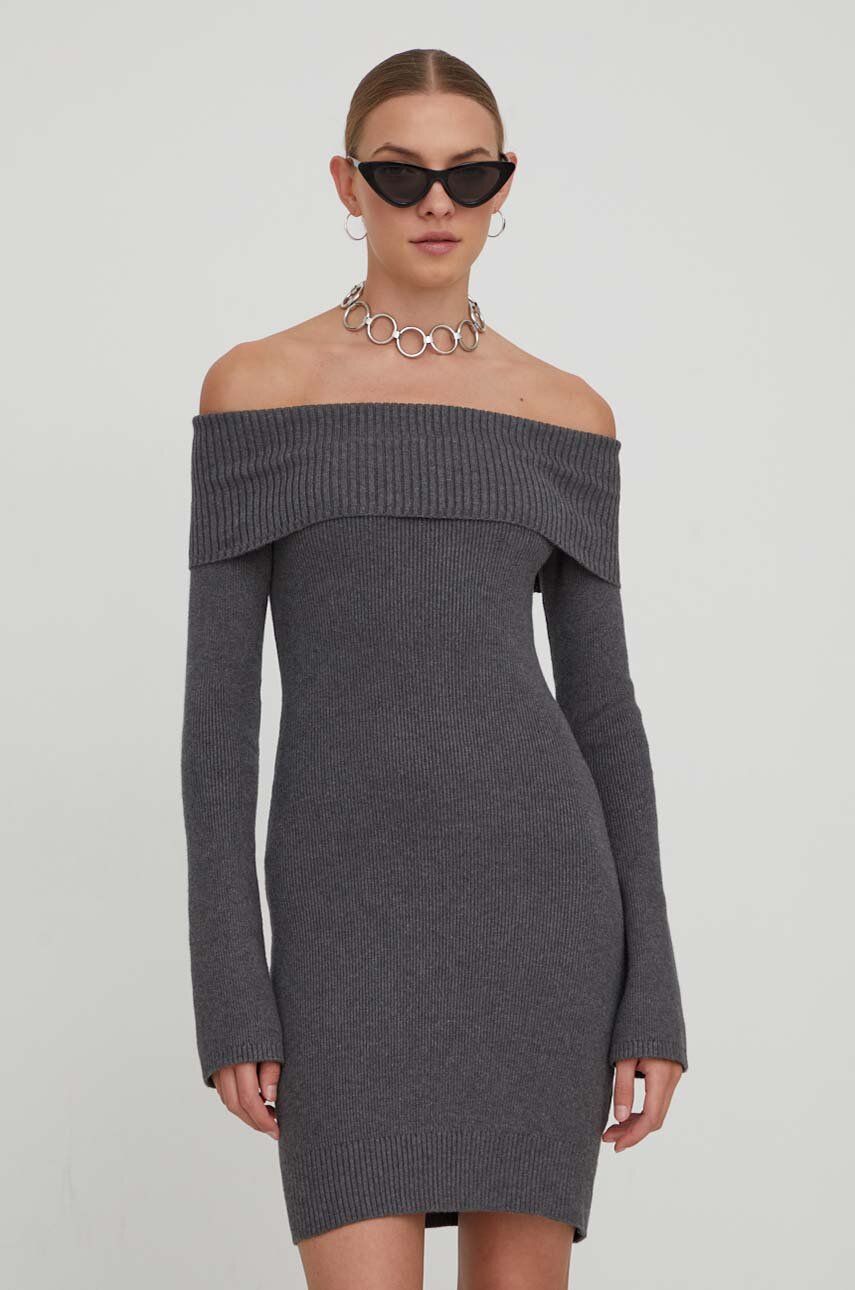 Платье Hollister Co., серый
Платье Hollister Co., серый