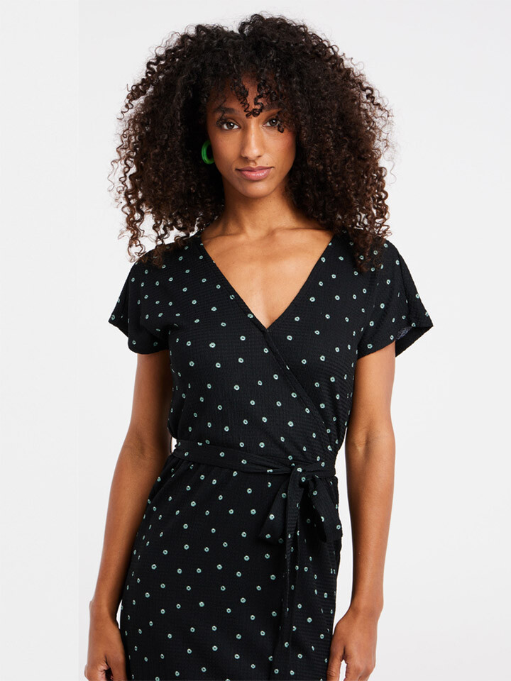 Платье Protest Boraras, черный
Платье Protest Boraras, черный