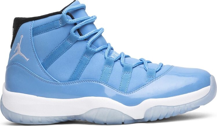 Кроссовки Air Jordan 11 Retro Pantone, синий
Кроссовки Air Jordan 11 Retro Pantone, синий