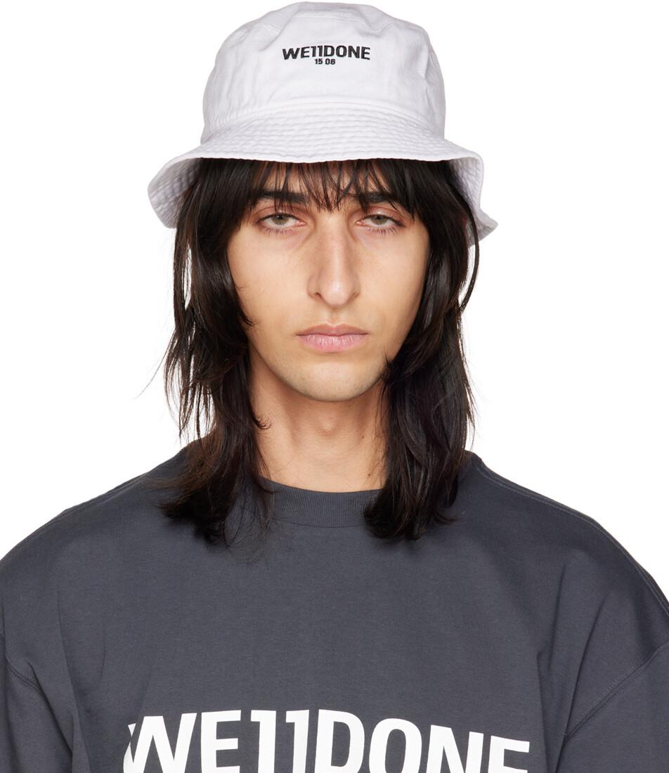 Белая панама с логотипом We11done
Белая панама с логотипом We11done