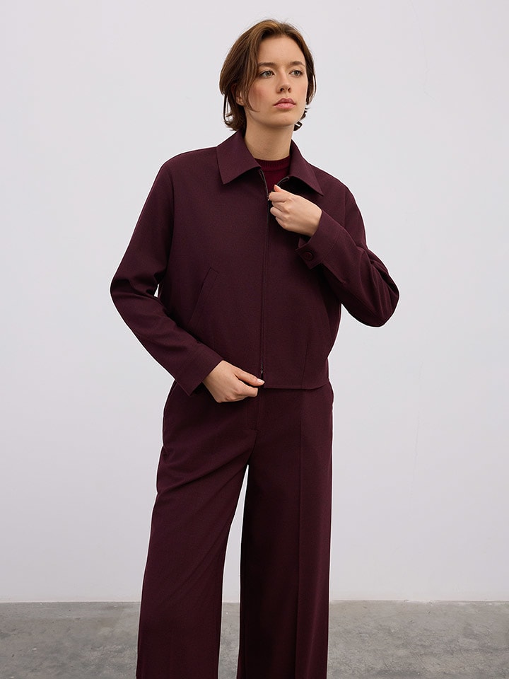 BGN Рубашка-пиджак цвета бордо
BGN Рубашка-пиджак цвета бордо