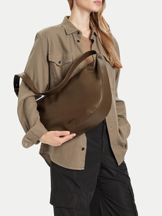 Сумка C-DAFNE-LX10144 G-Star Raw, коричневый
Сумка C-DAFNE-LX10144 G-Star Raw, коричневый