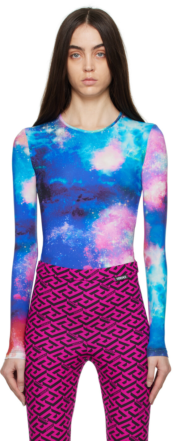 Разноцветное космическое боди Versace Jeans Couture
Разноцветное космическое боди Versace Jeans Couture