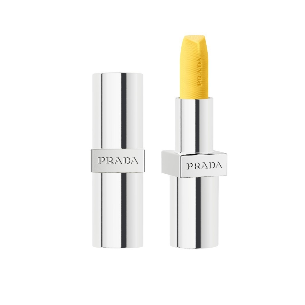 Бальзам для губ banana balm Prada, вес 3.8 гр.
Бальзам для губ banana balm Prada, вес 3.8 гр.