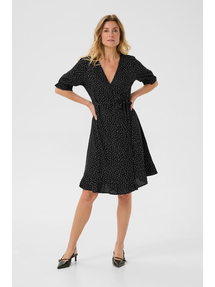 Платье до колена Cream
Платье до колена Cream