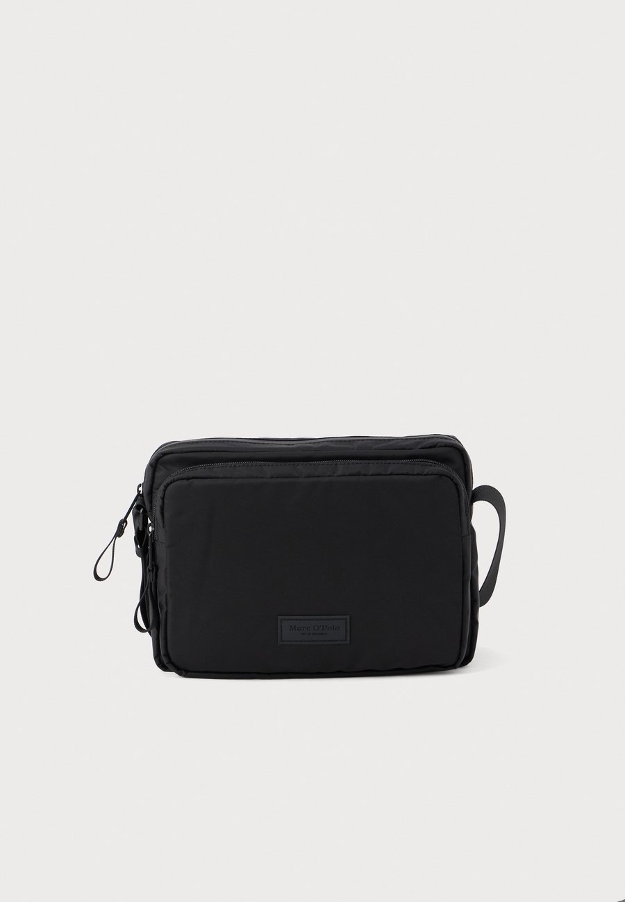 Сумка кросс-боди Marc O'Polo CROSSBODY BAG, Black
Сумка кросс-боди Marc O'Polo CROSSBODY BAG, Black