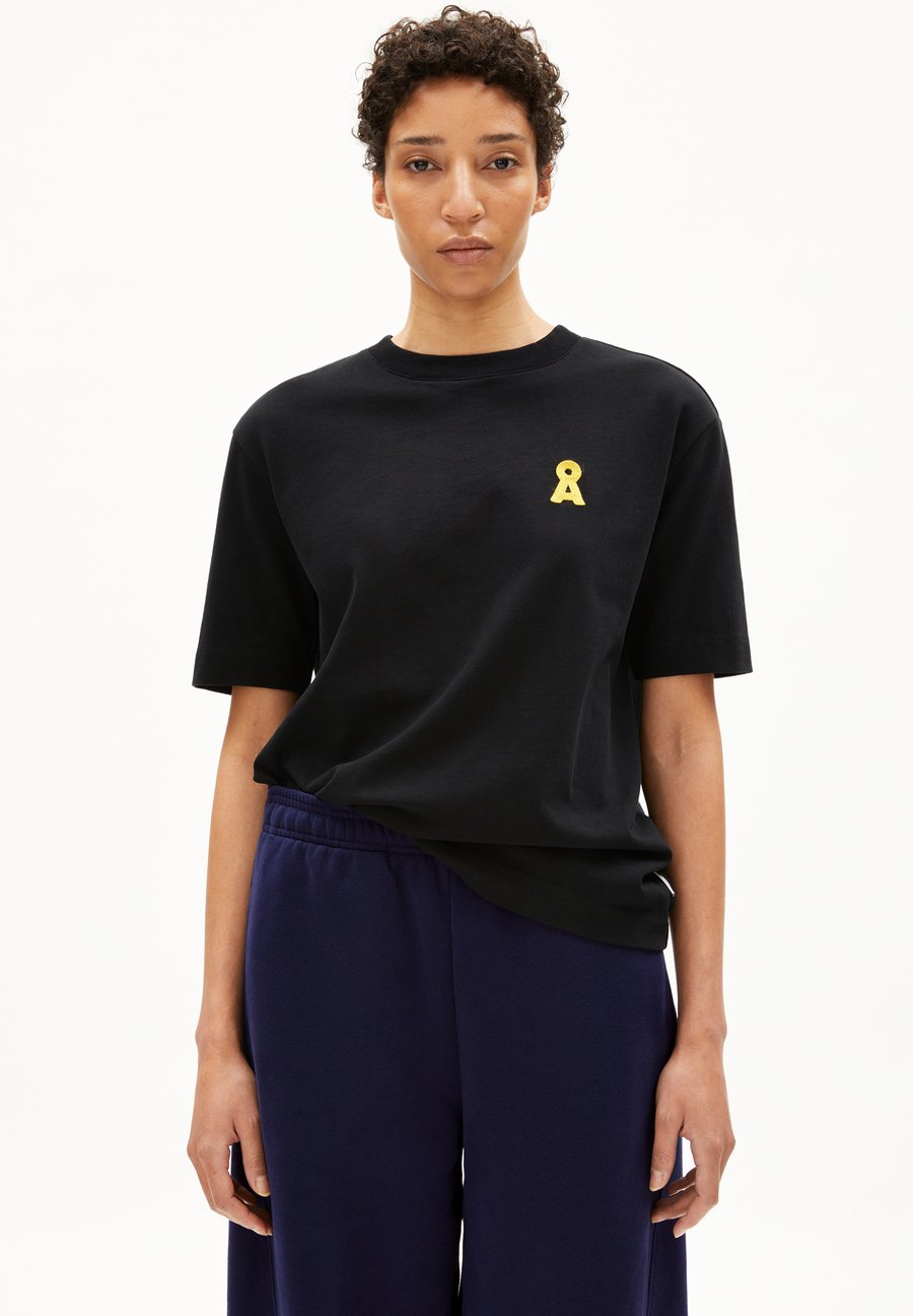 Футболка ARMEDANGELS TARJAA ICONIC Å, Black, Черный, Футболка ARMEDANGELS TARJAA ICONIC Å, Black
Футболка ARMEDANGELS TARJAA ICONIC Å, Black, Черный, Футболка ARMEDANGELS TARJAA ICONIC Å, Black