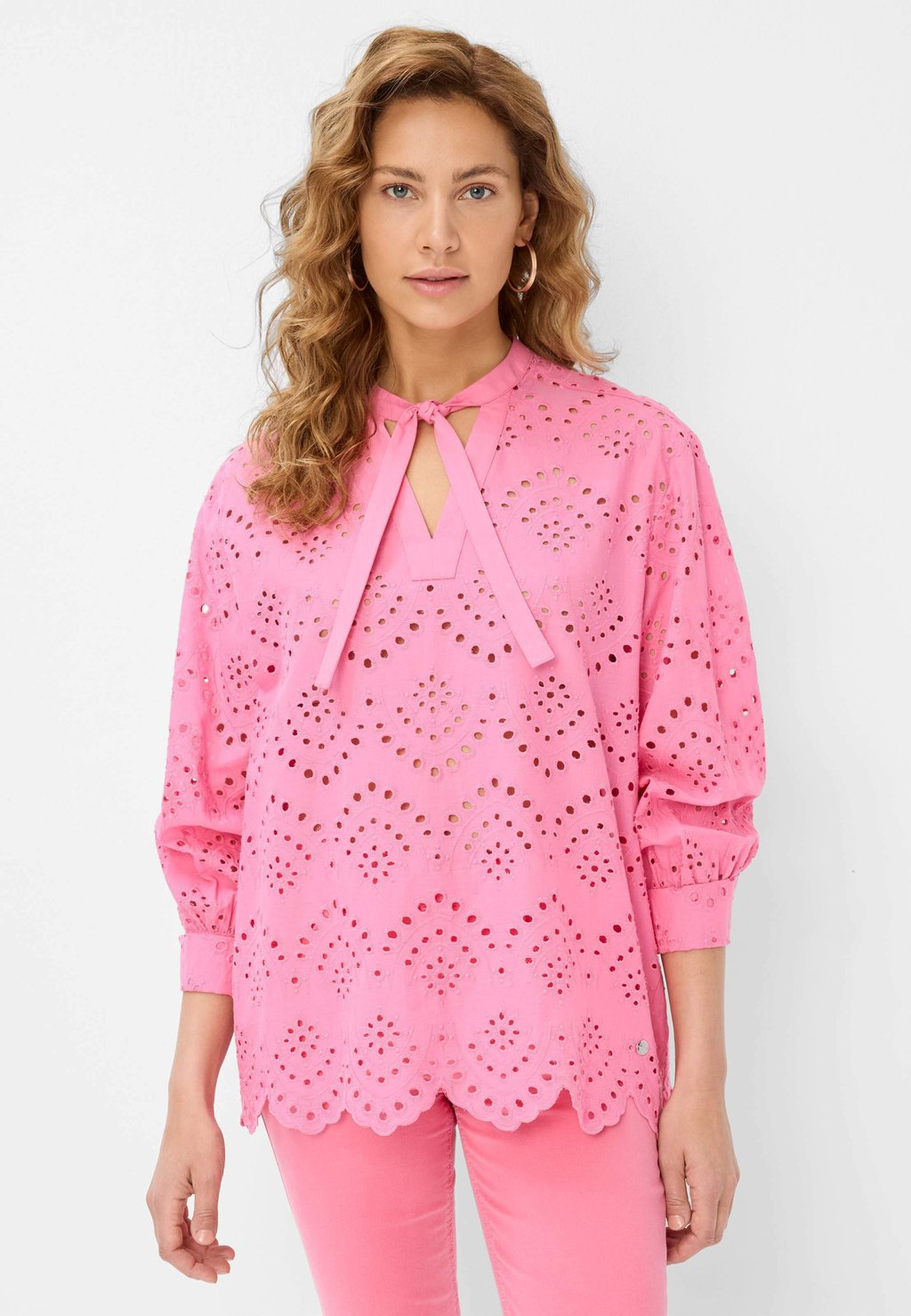 Блуза STYLE VIV BRAX, красный
Блуза STYLE VIV BRAX, красный