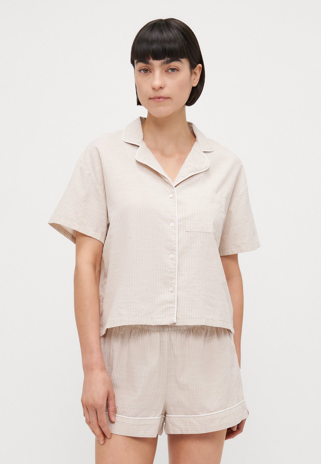 Верх пижамы Hunkemöller, песочный
Верх пижамы Hunkemöller, песочный