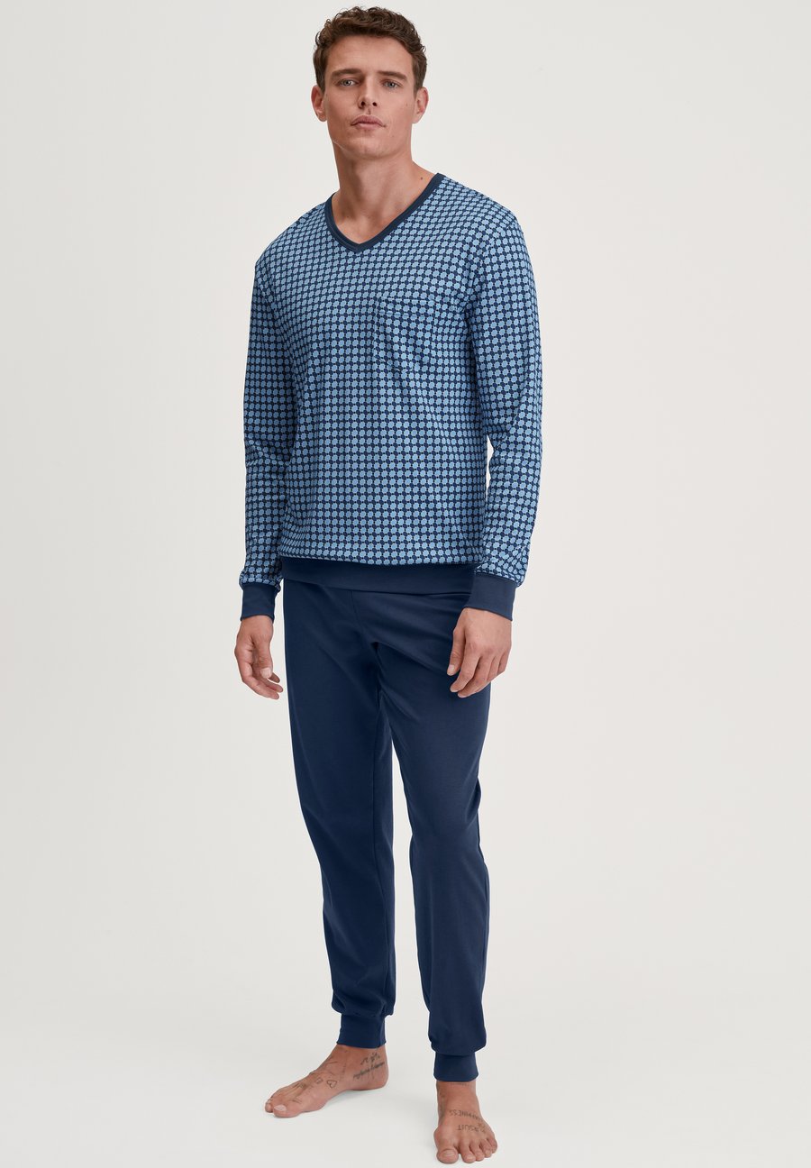 Пижамный комплект Calida RELAX STREAMLINE, Insignia Blue/Royal Blue
Пижамный комплект Calida RELAX STREAMLINE, Insignia Blue/Royal Blue