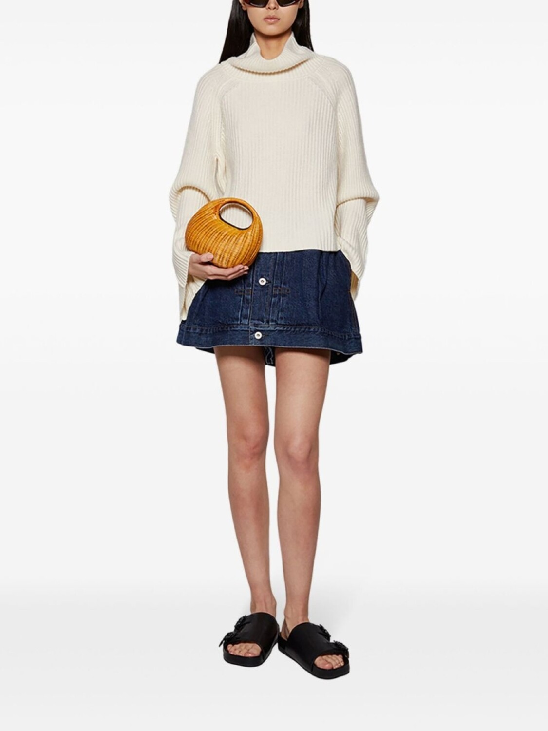 Sacai джинсовая юбка-шорты средней посадки, синий
Sacai джинсовая юбка-шорты средней посадки, синий