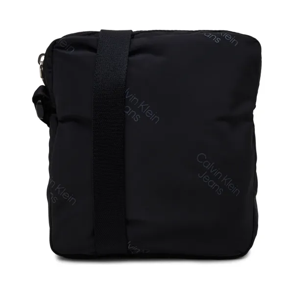 Сумка через плечо Essentials Calvin Klein, черный
Сумка через плечо Essentials Calvin Klein, черный