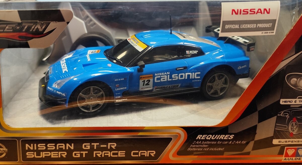 Гоночный Tin Nissan GT-R Super GT
Гоночный Tin Nissan GT-R Super GT