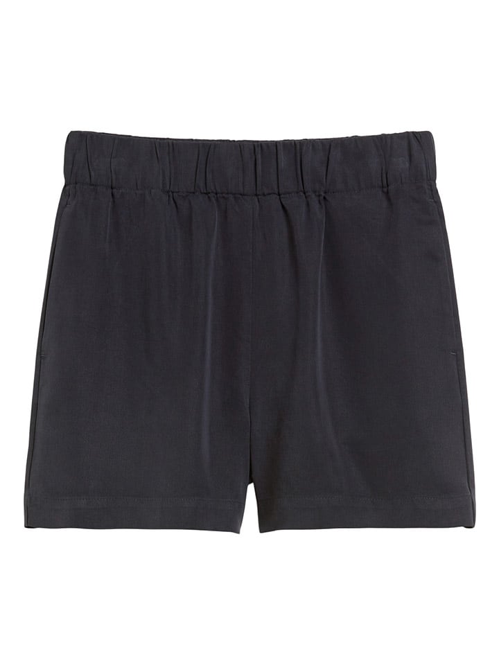 Шорты темно-синего цвета Marc O'Polo
Шорты темно-синего цвета Marc O'Polo