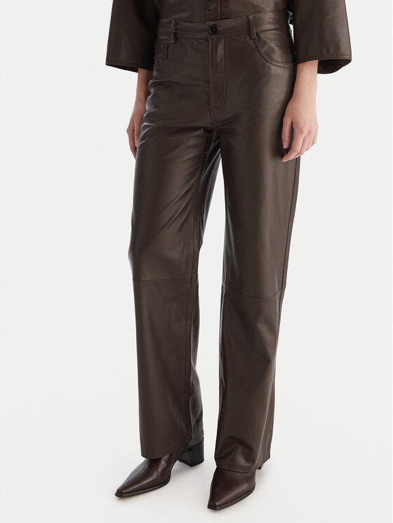 Кожаные брюки regular fit TF0318 Vicolo, коричневый
Кожаные брюки regular fit TF0318 Vicolo, коричневый