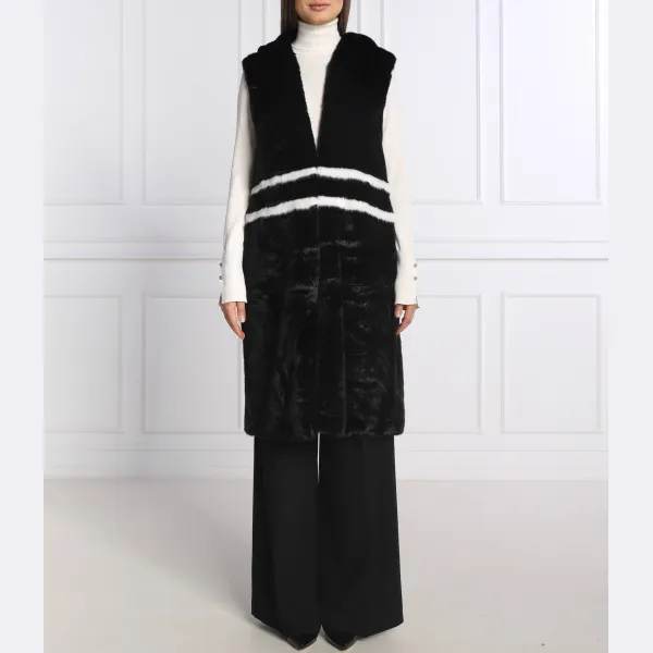 Удлиненный крой Futrzany без рукавов. Silvian Heach, черный
Удлиненный крой Futrzany без рукавов. Silvian Heach, черный