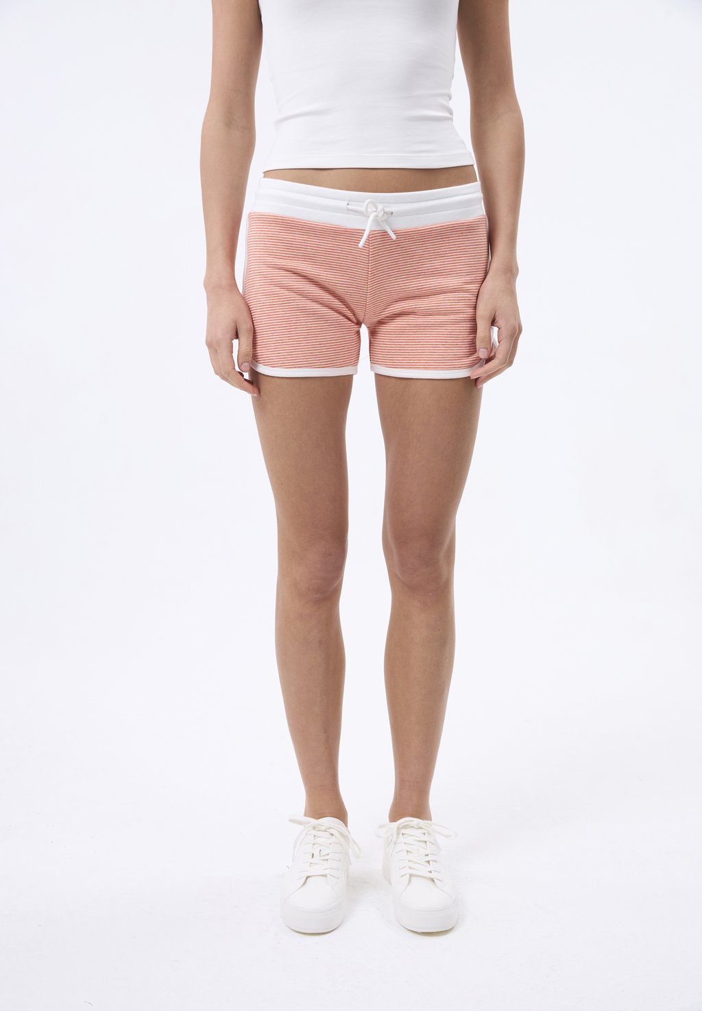 Шорты JOGGER PACK 3 - Tracksuit bottoms Felix Hardy, охра
Шорты JOGGER PACK 3 - Tracksuit bottoms Felix Hardy, охра