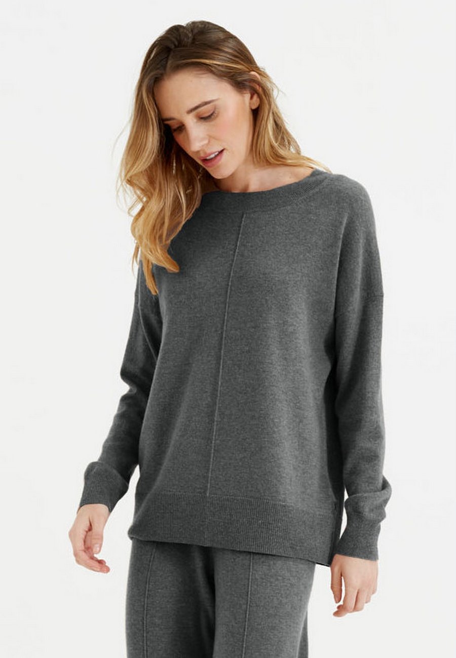 Джемпер CHINTI & PARKER WIDE SLOUCHY, Grey
Джемпер CHINTI & PARKER WIDE SLOUCHY, Grey