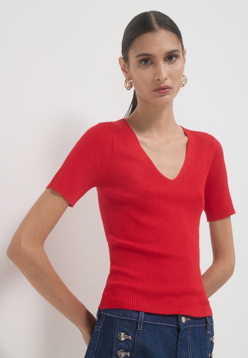 Базовая футболка A COL EN V Calliope, красный
Базовая футболка A COL EN V Calliope, красный