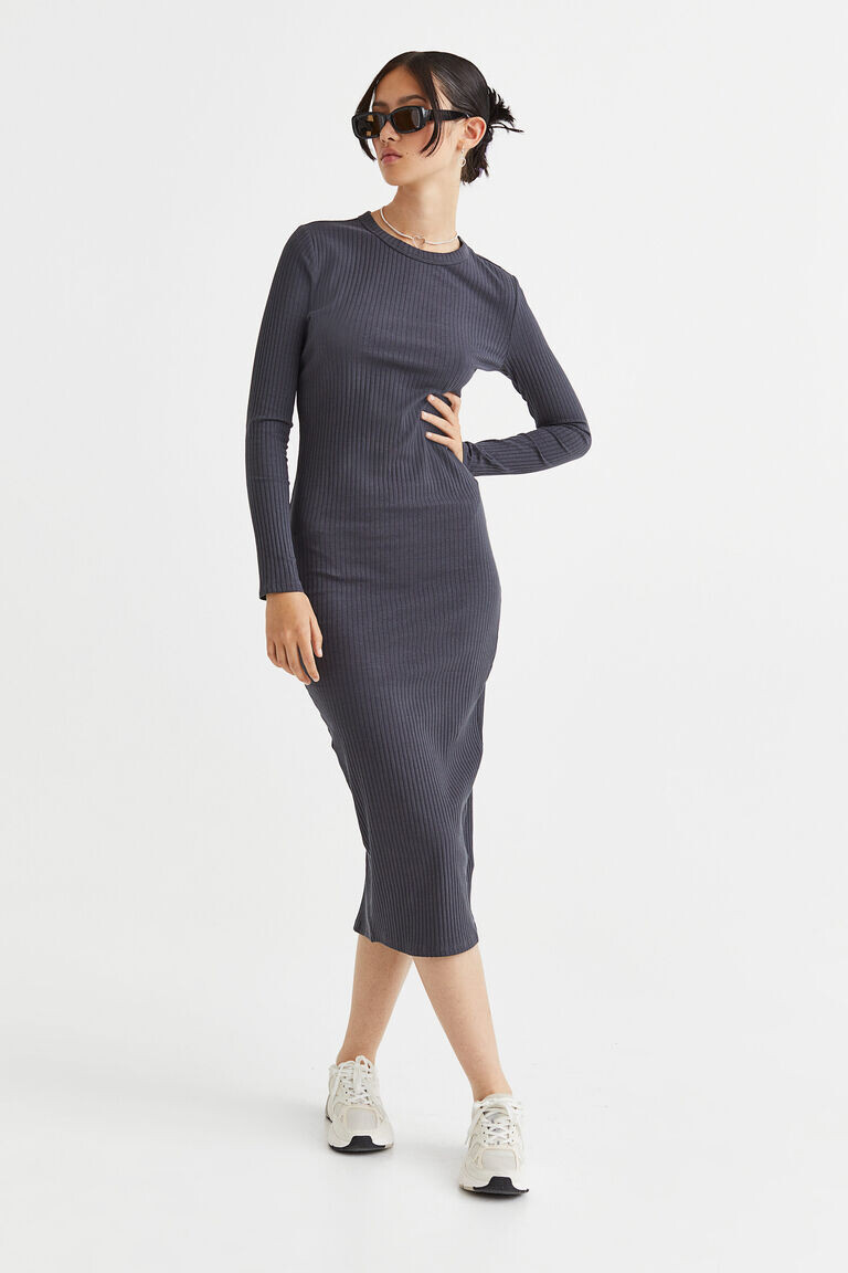 Облегающее платье в рубчик H&M, серый
Облегающее платье в рубчик H&M, серый