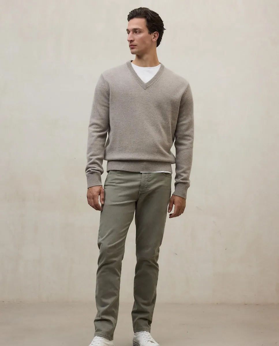 Мужской пуловер из тонкой пряжи с V-образным вырезом Ecoalf, бежевый
Мужской пуловер из тонкой пряжи с V-образным вырезом Ecoalf, бежевый