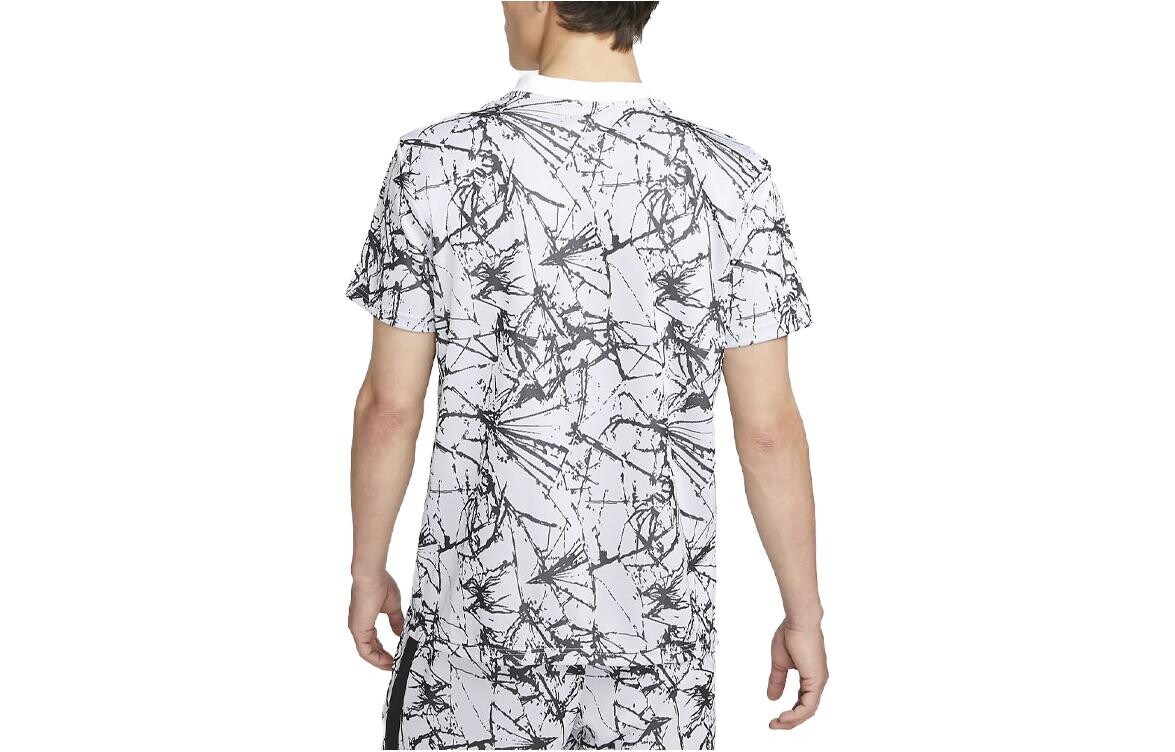 Футболка мужская белая Nike, белый
Футболка мужская белая Nike, белый