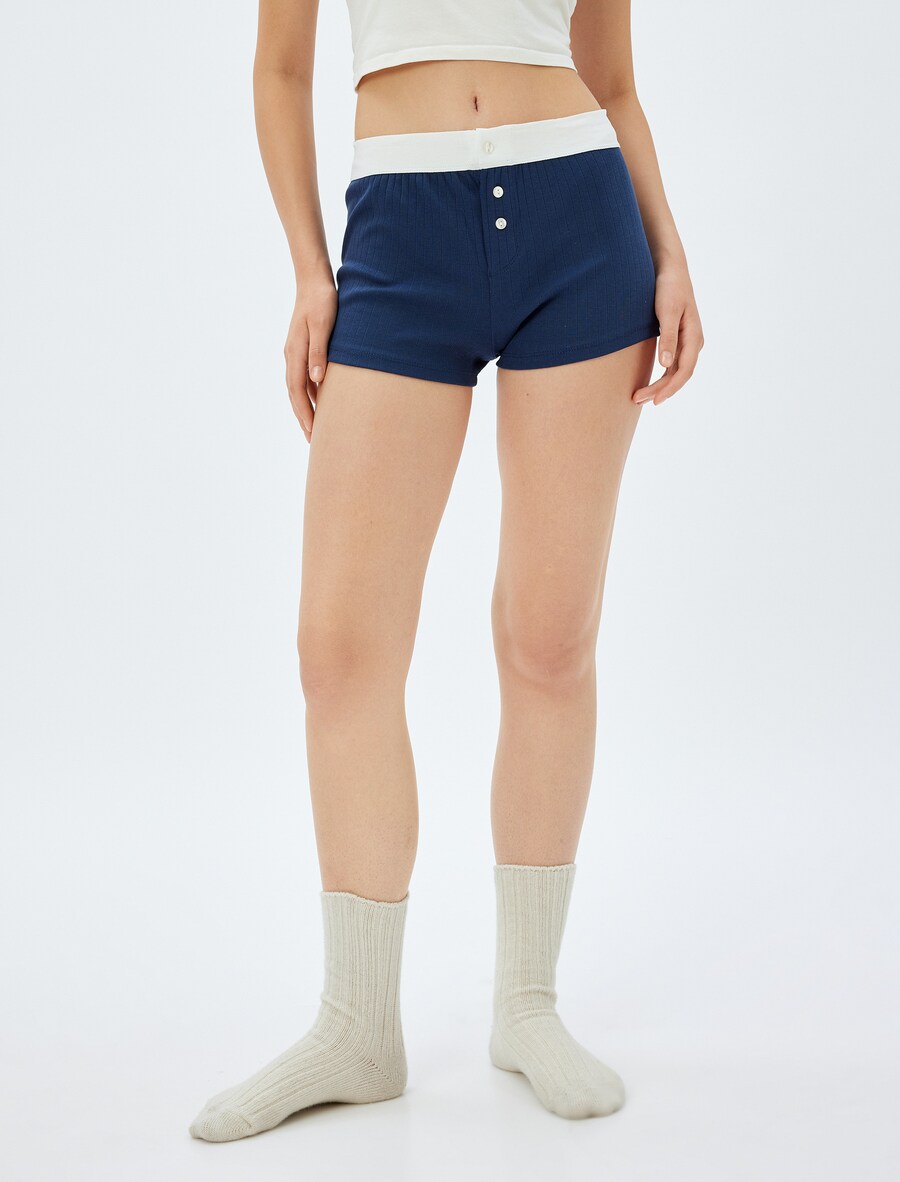 Обычные брюки Koton, темно-синий
Обычные брюки Koton, темно-синий