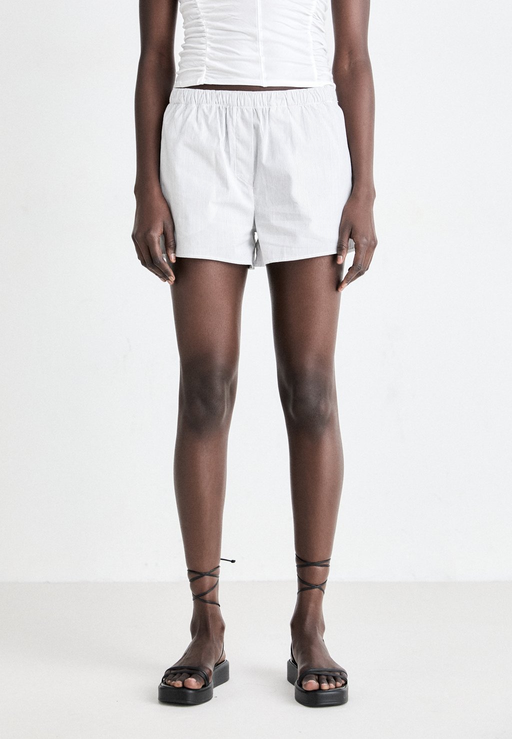 Шорты RELAXED BOXER Weekday, белый
Шорты RELAXED BOXER Weekday, белый