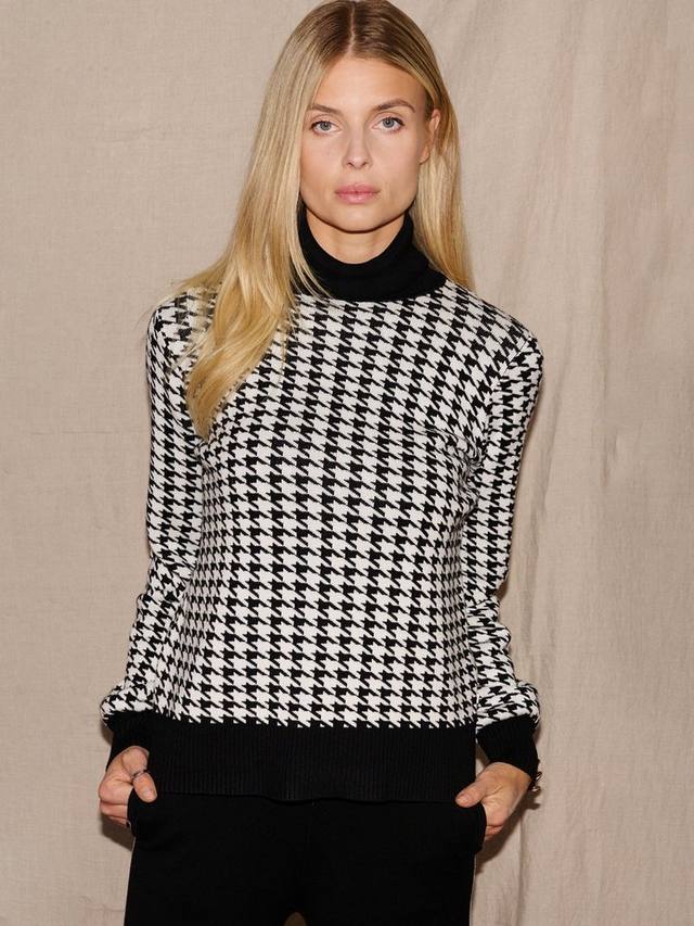 Догтут свитер с высоким воротником The Little Tailor, Black
Догтут свитер с высоким воротником The Little Tailor, Black