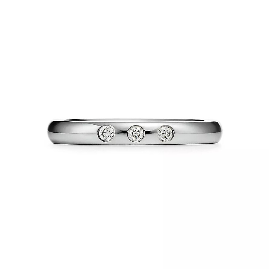 Кольцо Tiffany & Co. x Elsa Peretti Stacking Band, платина/бриллиант
Кольцо Tiffany & Co. x Elsa Peretti Stacking Band, платина/бриллиант
