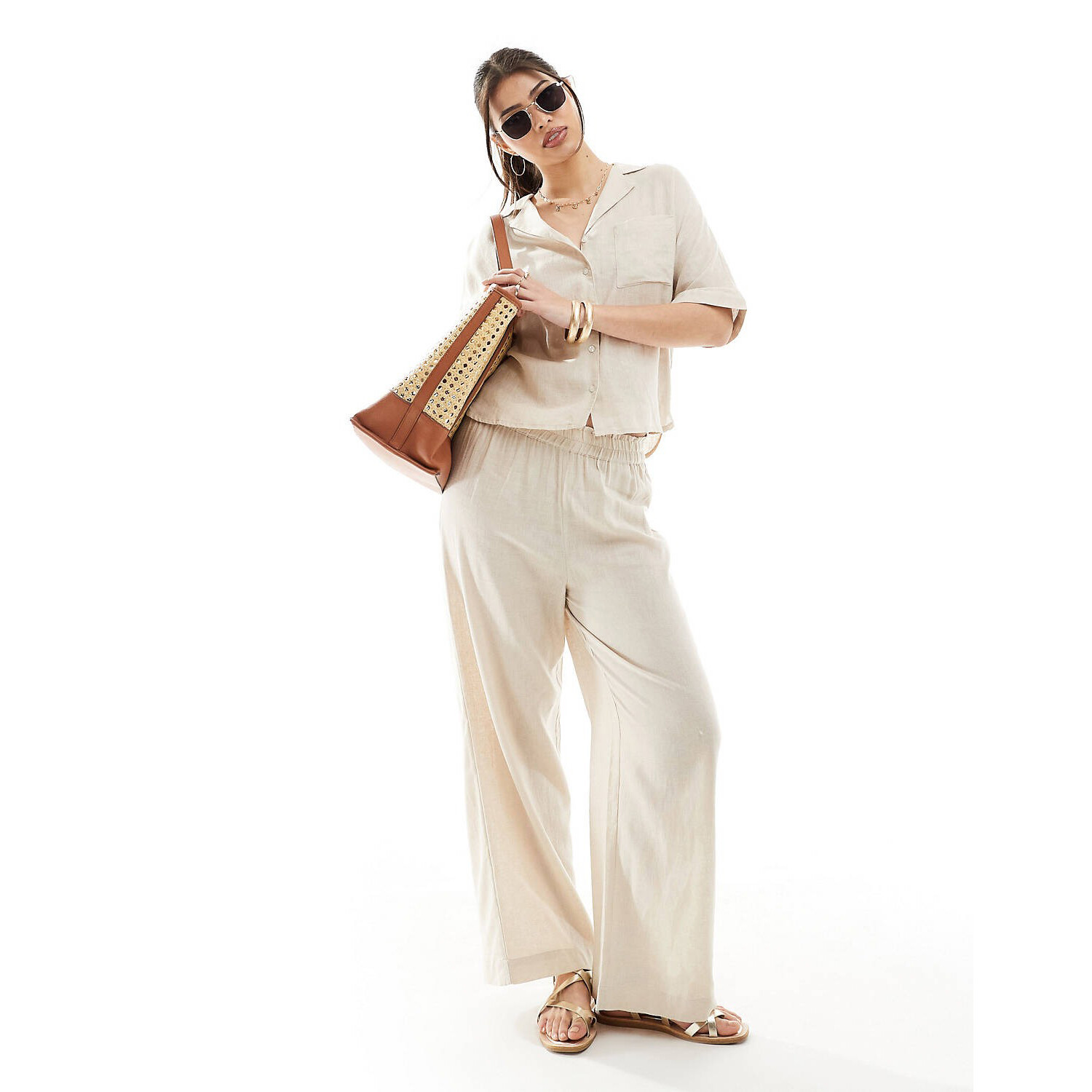 Брюки Only Linen Mix Wide Leg, бежевый
Брюки Only Linen Mix Wide Leg, бежевый