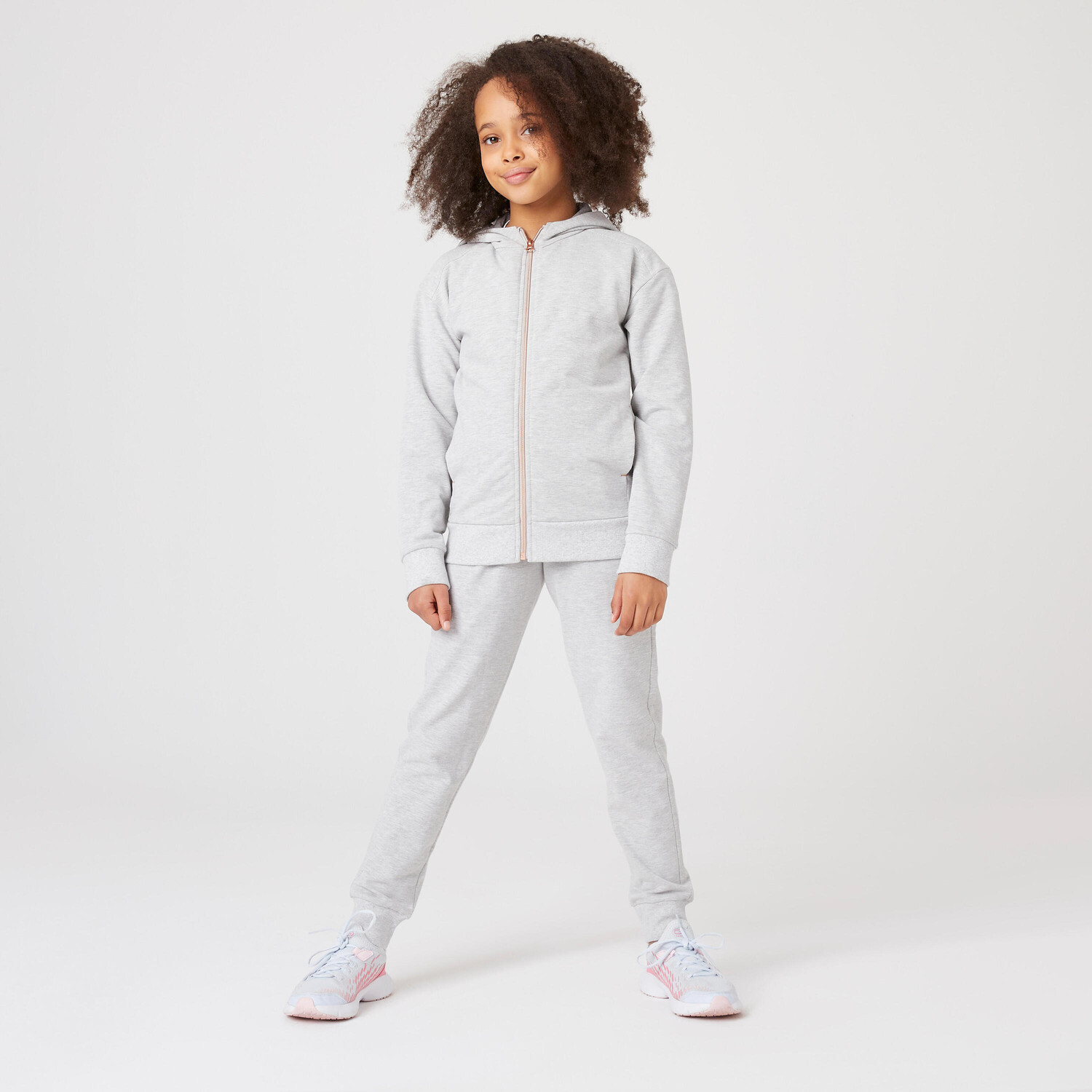 Спортивный костюм детский теплый - 500 серый с золотистой молнией DOMYOS, серый
Спортивный костюм детский теплый - 500 серый с золотистой молнией DOMYOS, серый