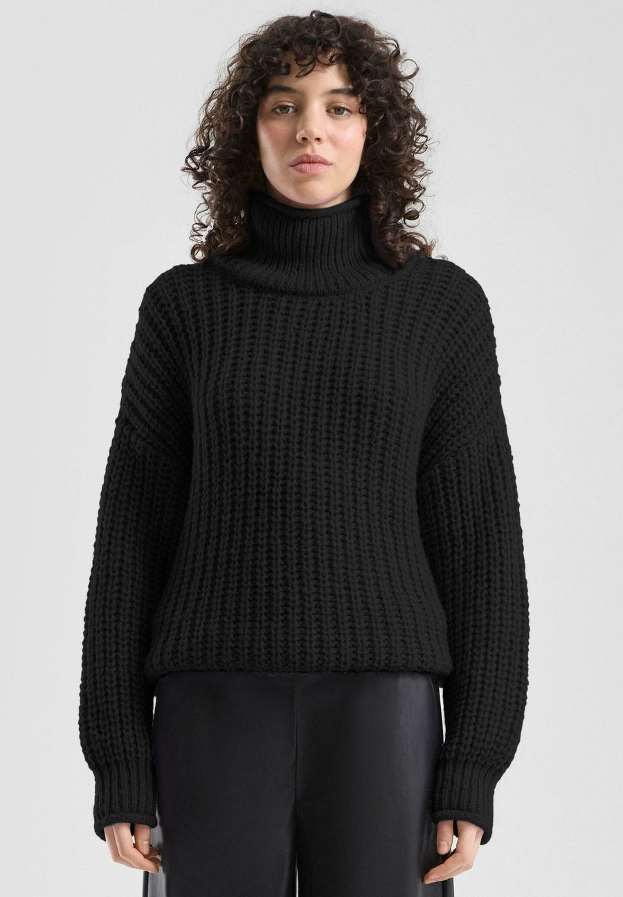 Джемпер QS PULLOVER, Schwarz/Black
Джемпер QS PULLOVER, Schwarz/Black